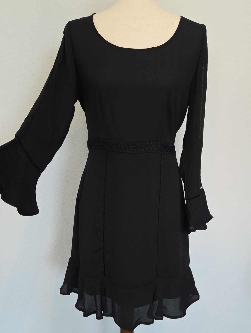 Stetson Black Long Flutter Sleeve Ruffle-Hem Dress Romantic Feminine Style